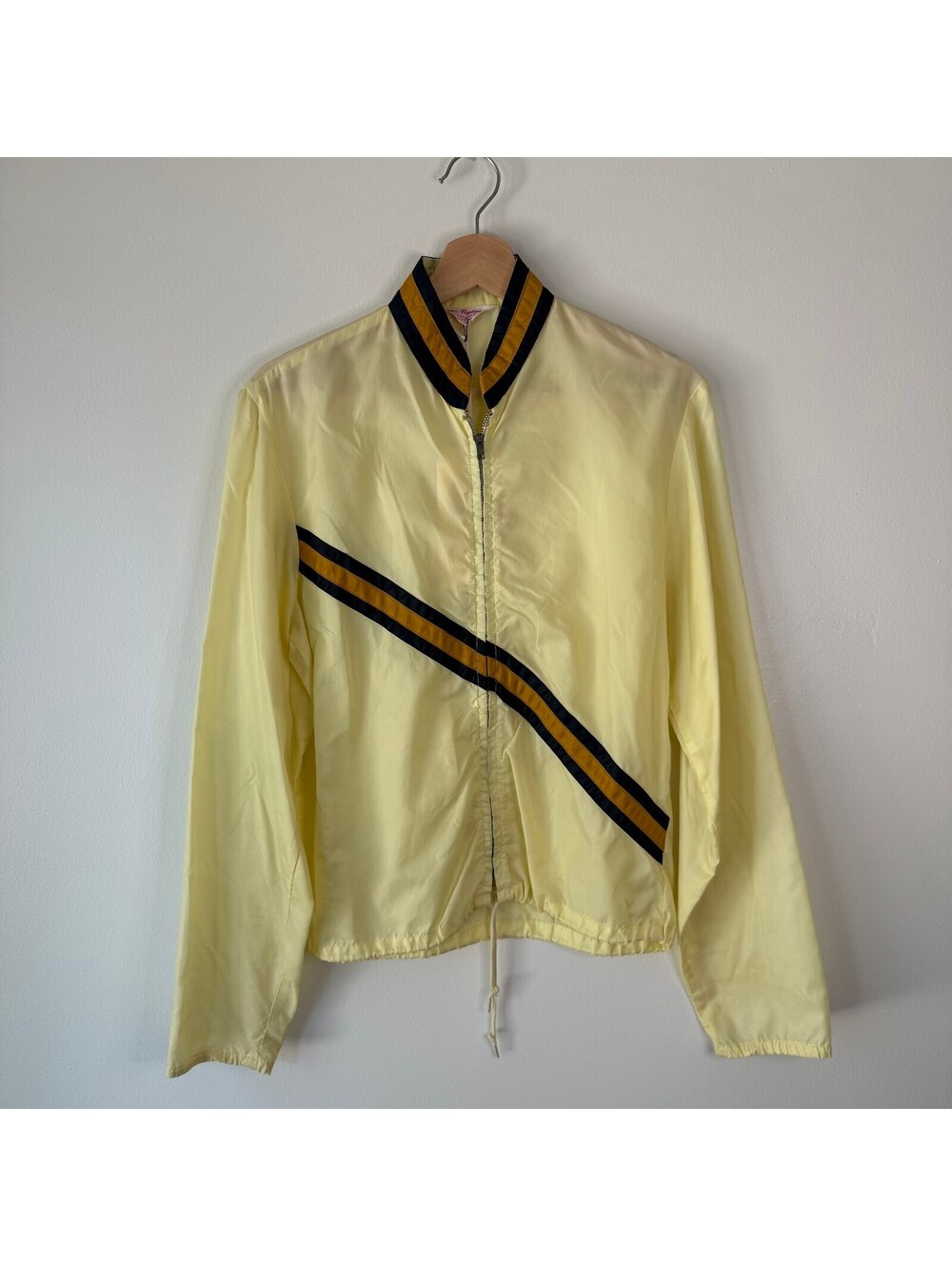 Vintage 70s Striped Yellow Nylon Zip-Up Lightweight Windbreaker Size Small